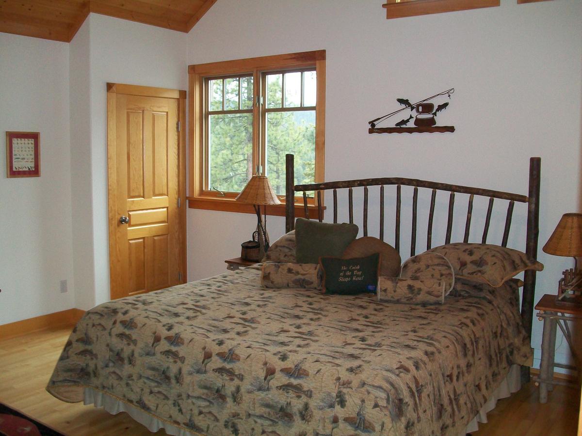 The Lodge At Trout Creek Bed And Breakfast Eksteriør billede
