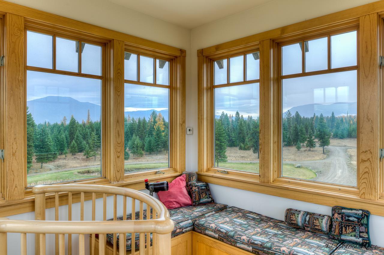 The Lodge At Trout Creek Bed And Breakfast Eksteriør billede